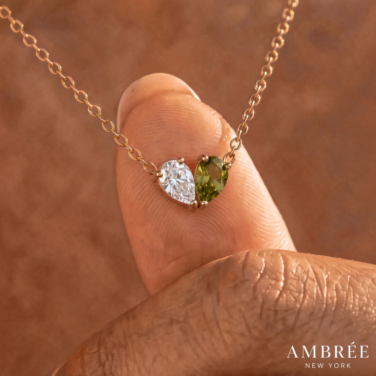 LIORA NECKLACE