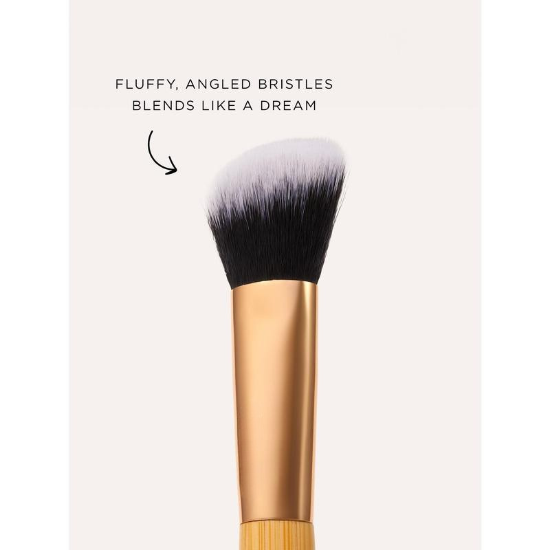 Concealer + Free Paw Brush - Angled for Seamless Application